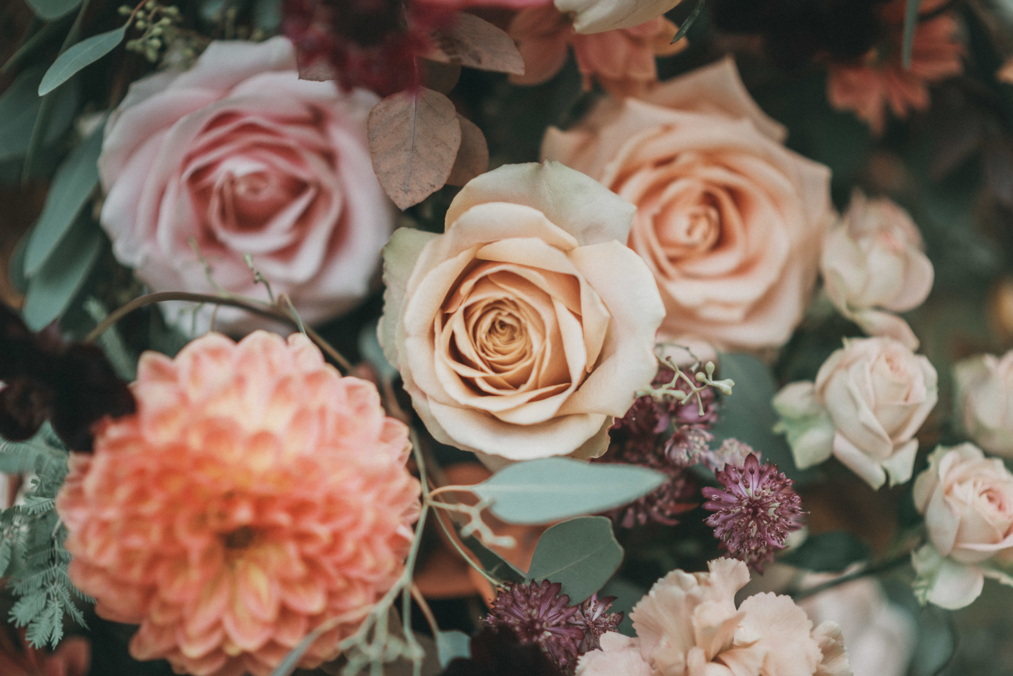 mariage en automne, mariage automnal, fleur mariage, fleuriste mariage, fleuriste seine et marne, décoratrice ile de france, bouquet de mariée, fleurs locales