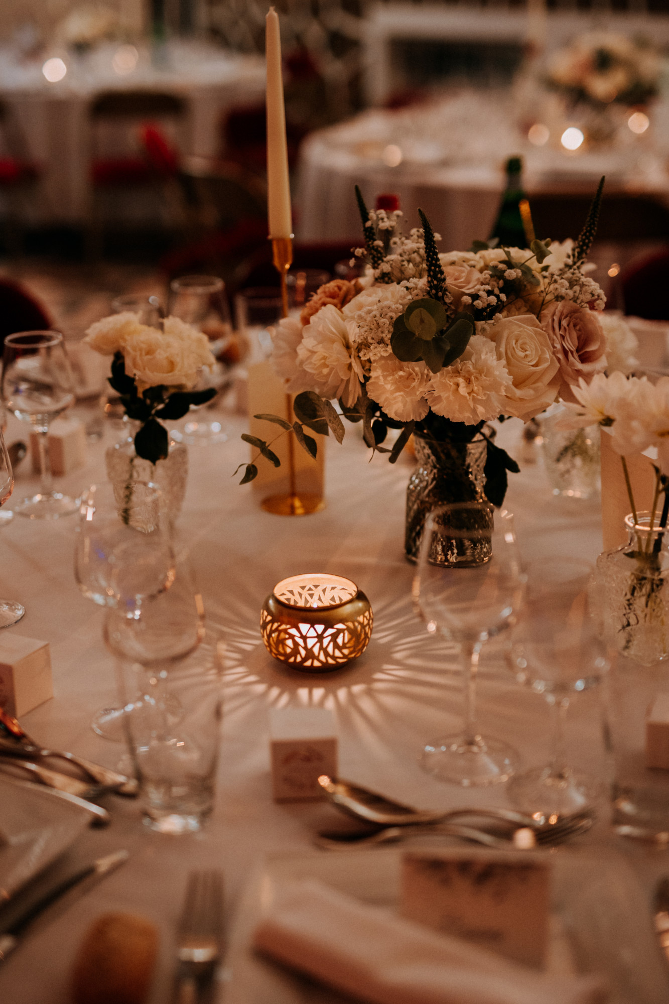 centre de table, mariage, bougies, lumières, décoratrice mariage, wedding designer, Ile de de France