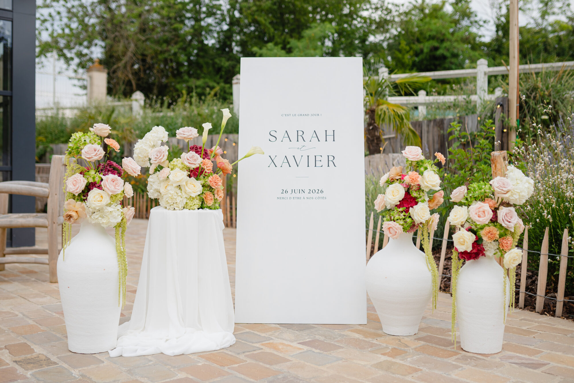 signalétique de bienvenue, panneau de bienvenue, design mariage, mariage haut de gamme