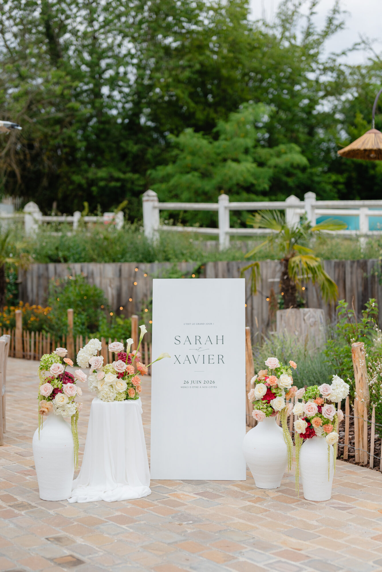 signalétique de bienvenue, panneau de bienvenue, design mariage, mariage haut de gamme